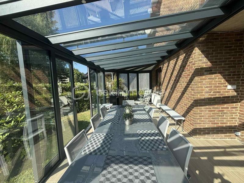 Villa - 190 m² - 6 pièces