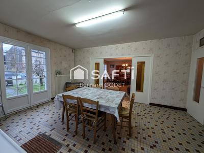 Maison - 120 m² - 6 pièces