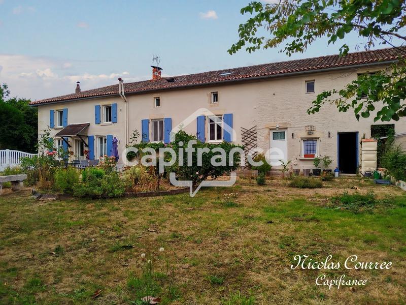 Maison - 206 m² - 8 pièces