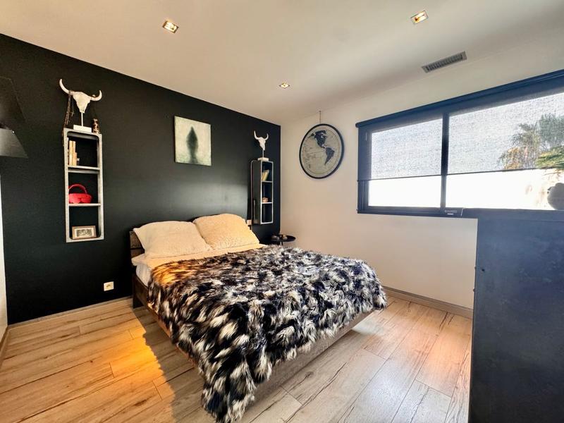 Maison d'architecte - 256 m² - 8 pièces