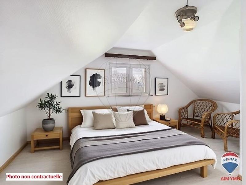 Maison - 213 m² - 12 pièces