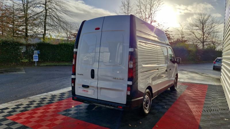 Renault Trafic Fourgon l2h2 3000 kg blue 2.0 dci 150 grand confort