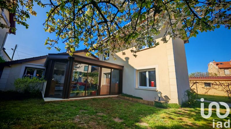 Maison - 134 m² - 8 pièces