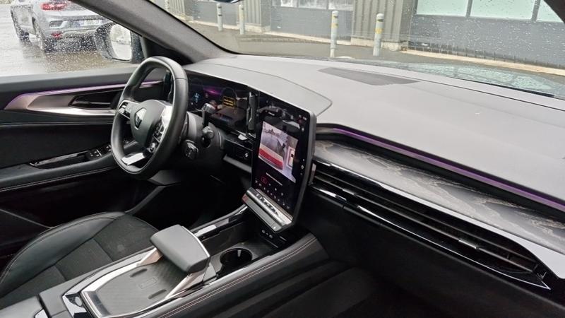 Renault Austral E-Tech Hybrid 200 Iconic