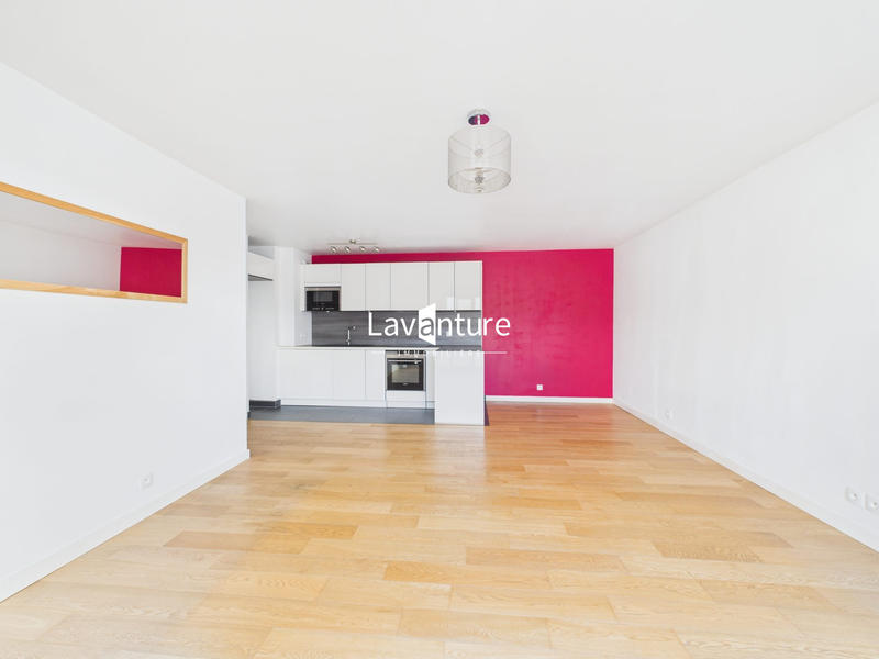 Appartement - 96 m² - 5 pièces