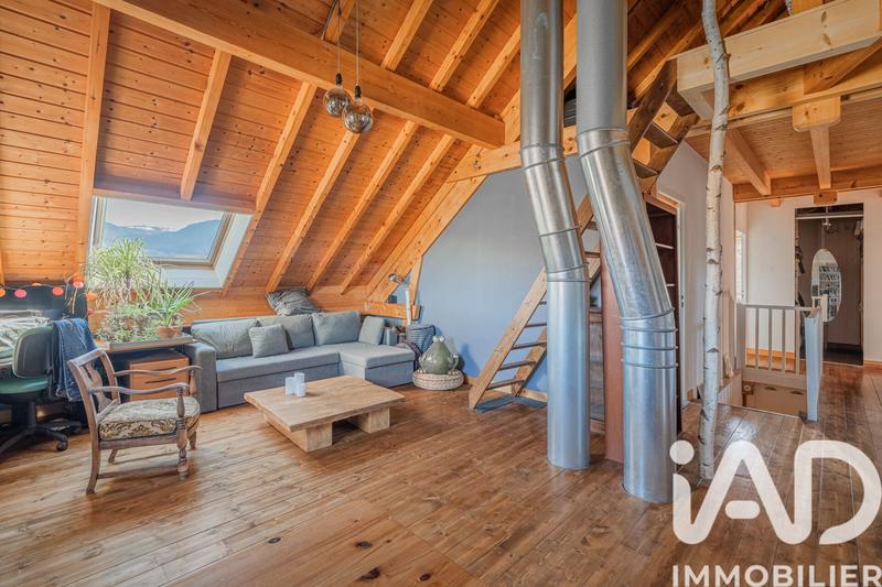 Maison - 200 m² - 9 pièces