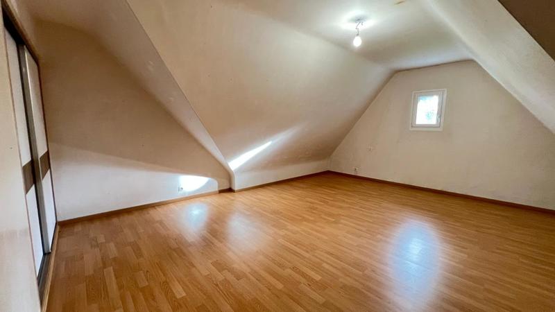 Maison - 193 m² - 6 pièces