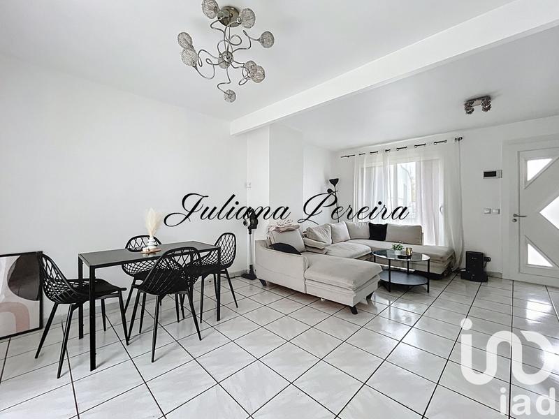 Maison - 97 m² - 5 pièces