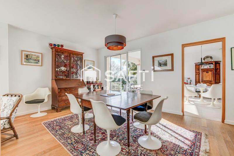 Maison - 189 m² - 6 pièces