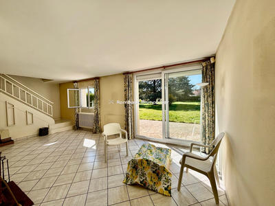 Maison - 195 m² - 7 pièces