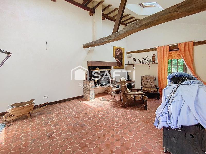 Maison - 212 m² - 7 pièces