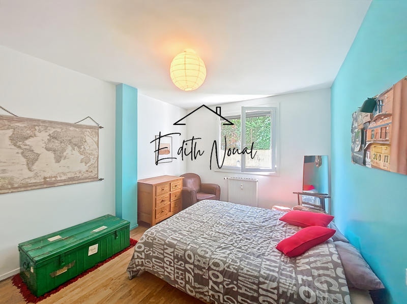 Appartement - 102 m² - 4 pièces