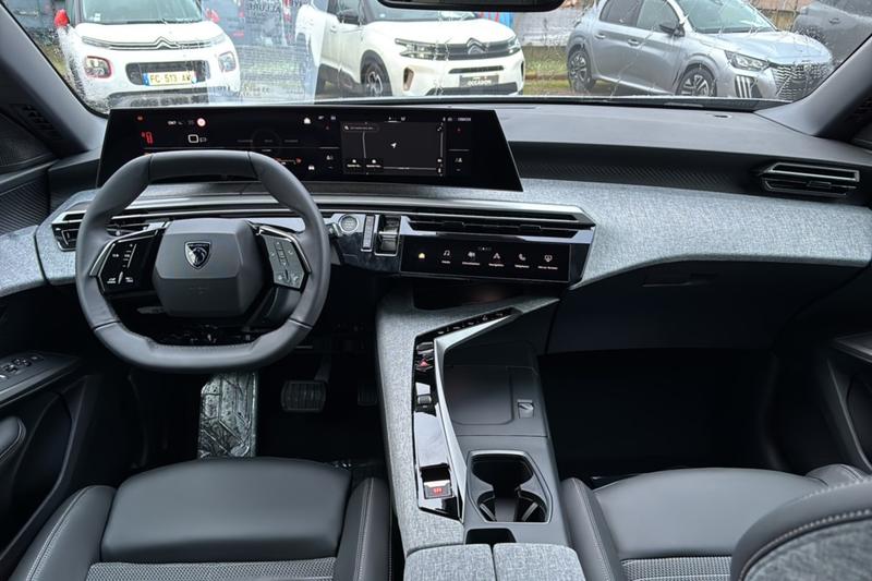 Peugeot 3008 Hybrid 136 E-Dcs6 Allure