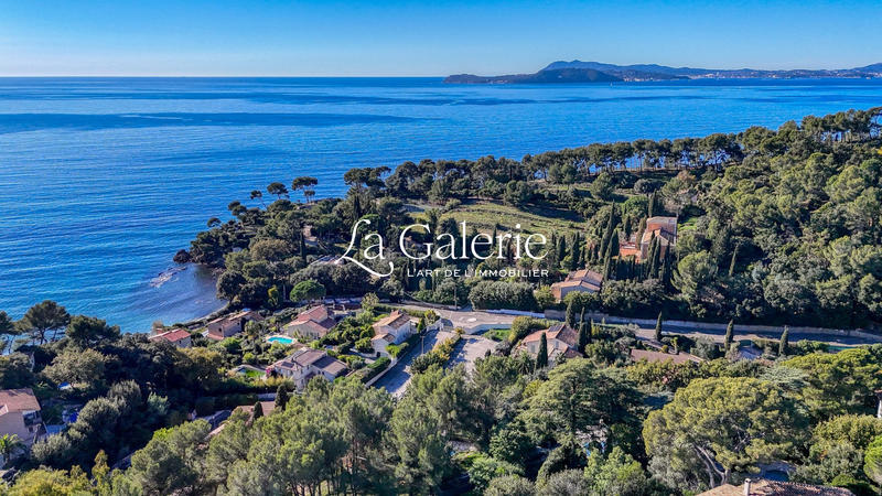 Villa - 153 m² - 5 pièces