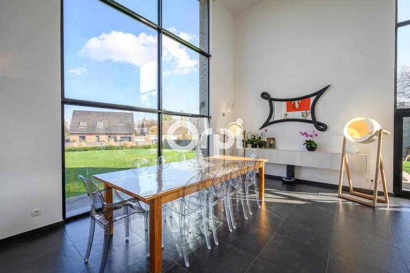 Maison - 232 m² - 6 pièces