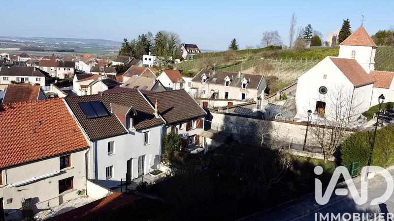 Maison de village - 94 m² - 4 pièces