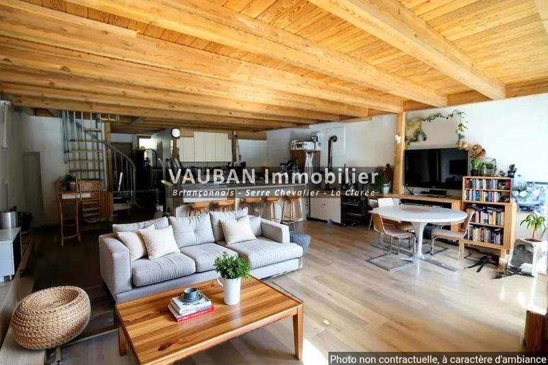 Appartement - 159 m² - 4 pièces