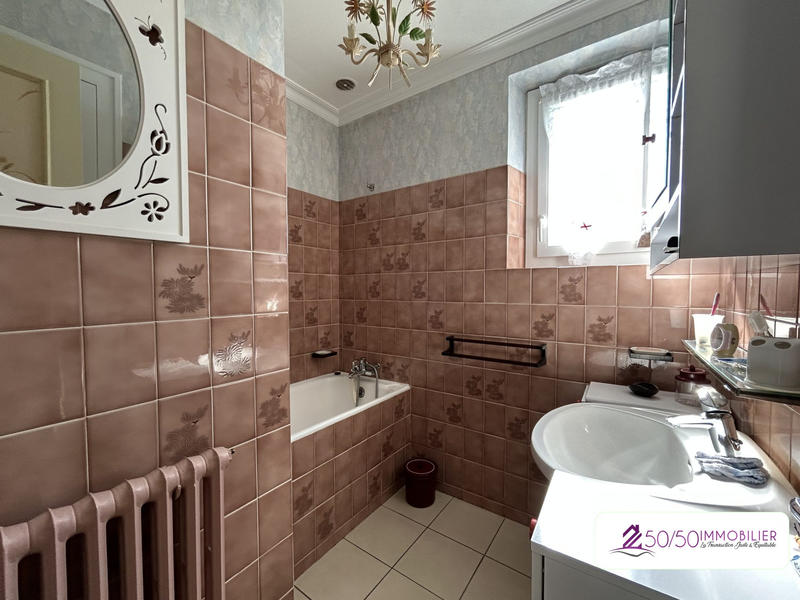 Maison - 114 m² - 7 pièces