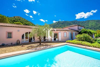 Villa - 145 m² - 7 pièces