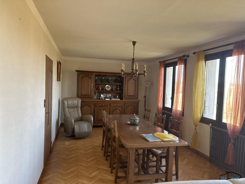 Maison - 95 m² - 4 pièces