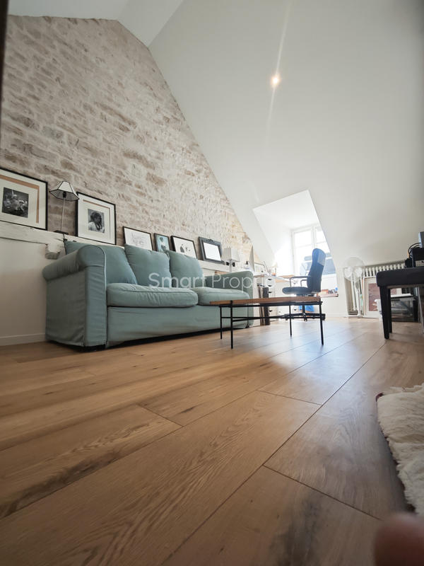 Maison - 300 m² - 9 pièces