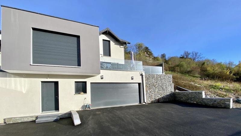 Villa - 130 m² - 4 pièces