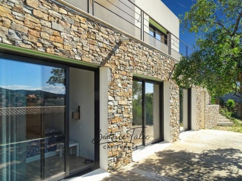 Villa - 190 m² - 4 pièces