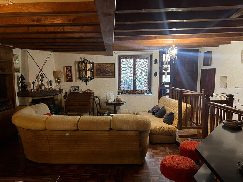 Maison - 143 m² - 5 pièces