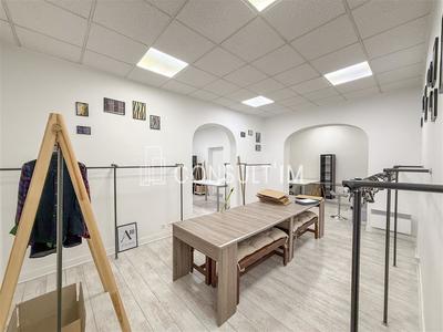 Bureau - 110 m² - 5 pièces