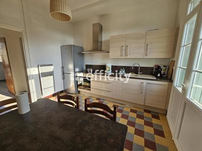 Maison - 170 m² - 4 pièces