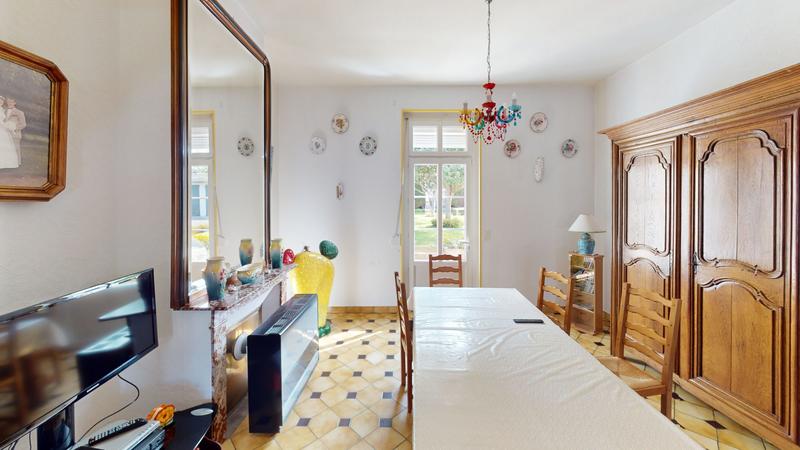 Maison ancienne - 220 m² - 6 pièces