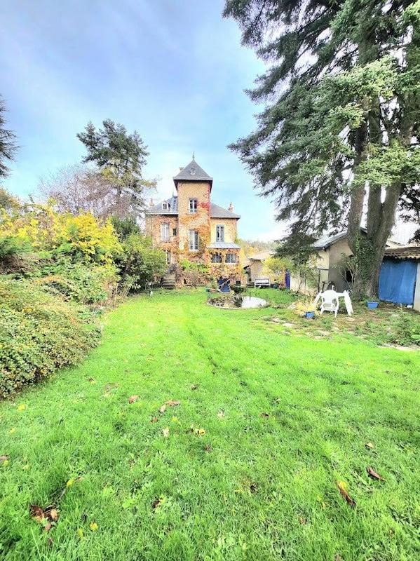 Maison de maîtres - 370 m² - 8 pièces