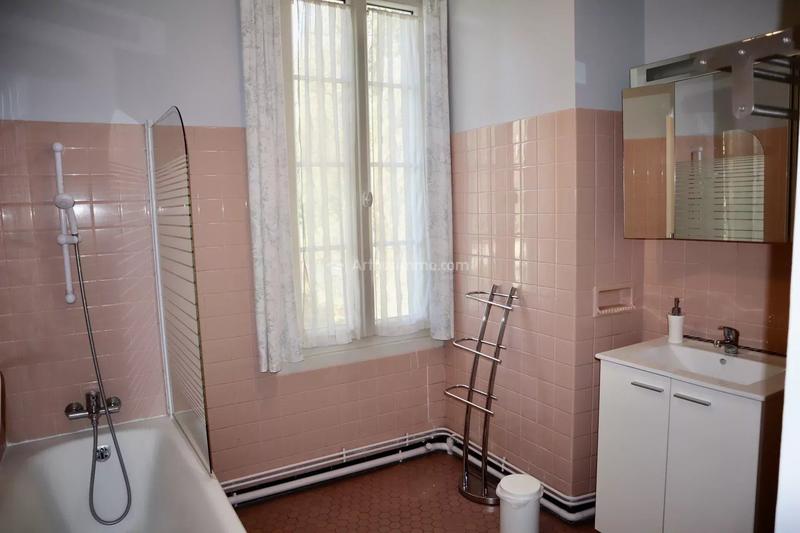 Maison - 520 m² - 17 pièces