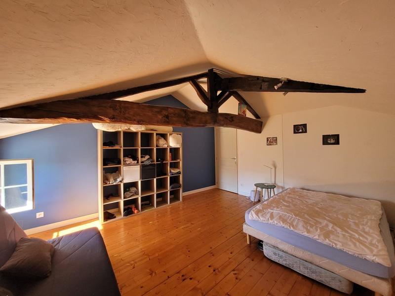 Maison - 300 m² - 9 pièces