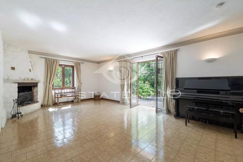 Villa - 235 m² - 7 pièces