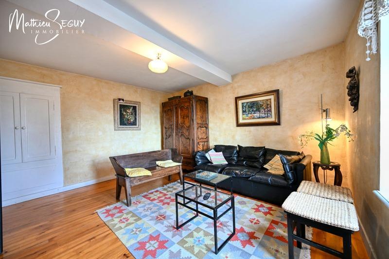 Maison - 161 m² - 7 pièces