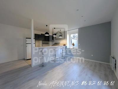 Appartement - 80 m² - 3 pièces