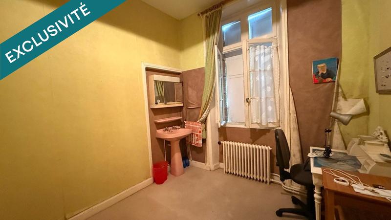 Maison - 260 m² - 13 pièces