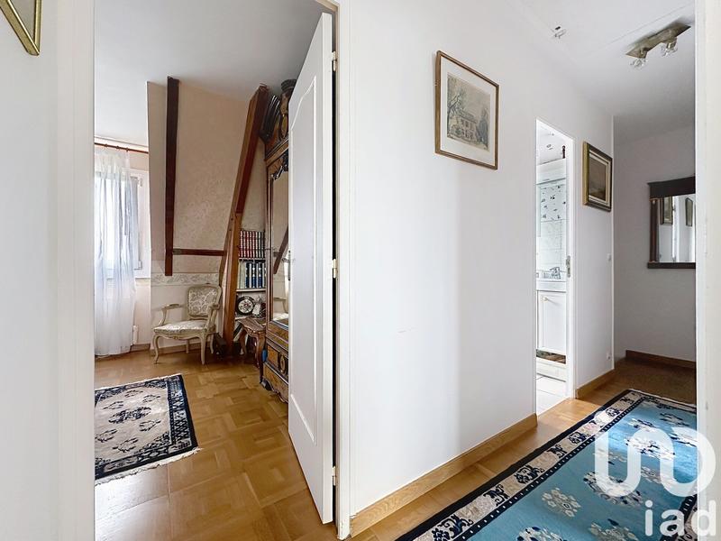 Maison - 140 m² - 6 pièces