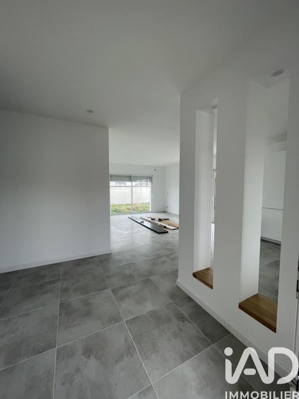 Maison - 108 m² - 4 pièces