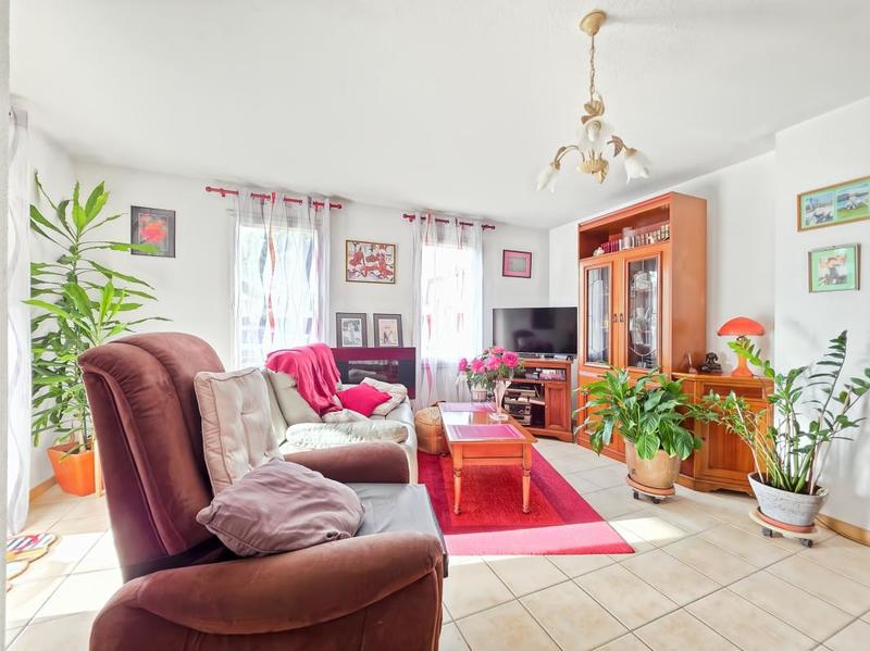 Appartement - 70 m² - 3 pièces