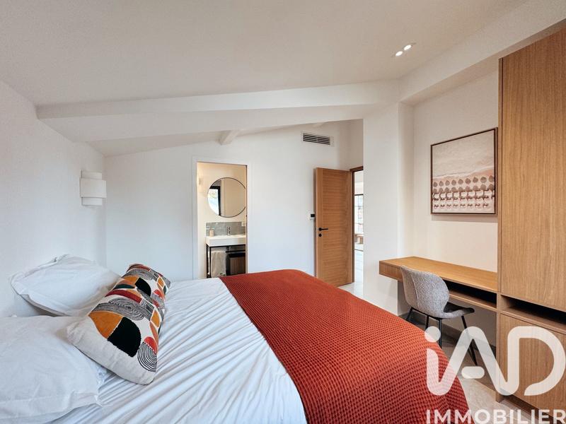 Maison de maîtres - 207 m² - 7 pièces