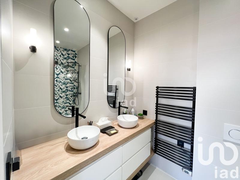 Appartement - 85 m² - 3 pièces