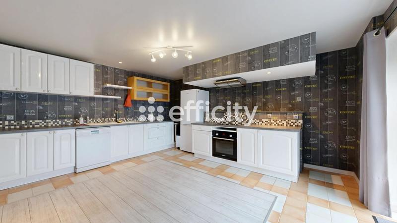 Maison - 194 m² - 5 pièces