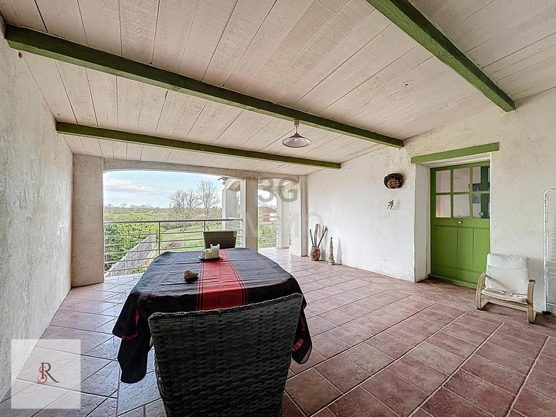 Maison - 163 m² - 6 pièces