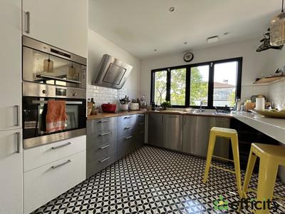 Maison - 119 m² - 4 pièces