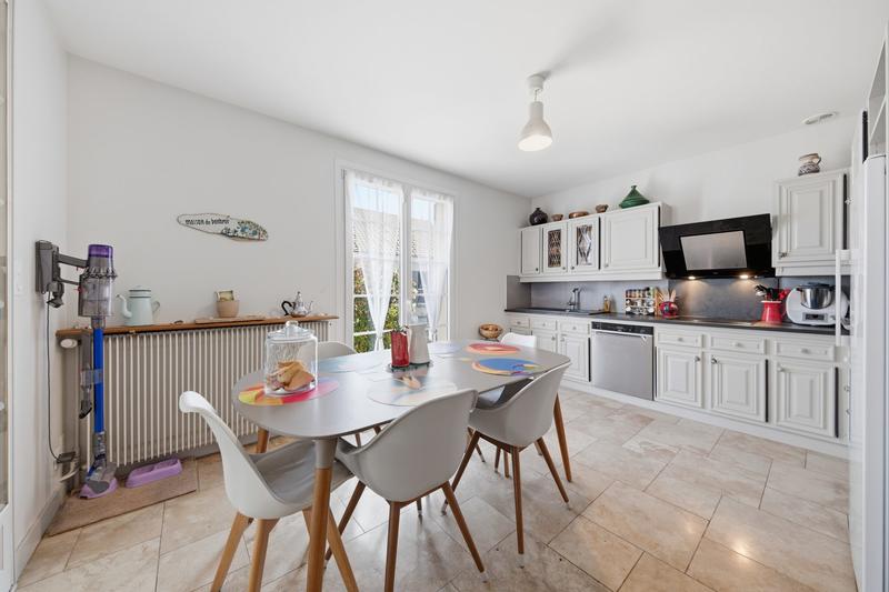 Maison - 145 m² - 5 pièces