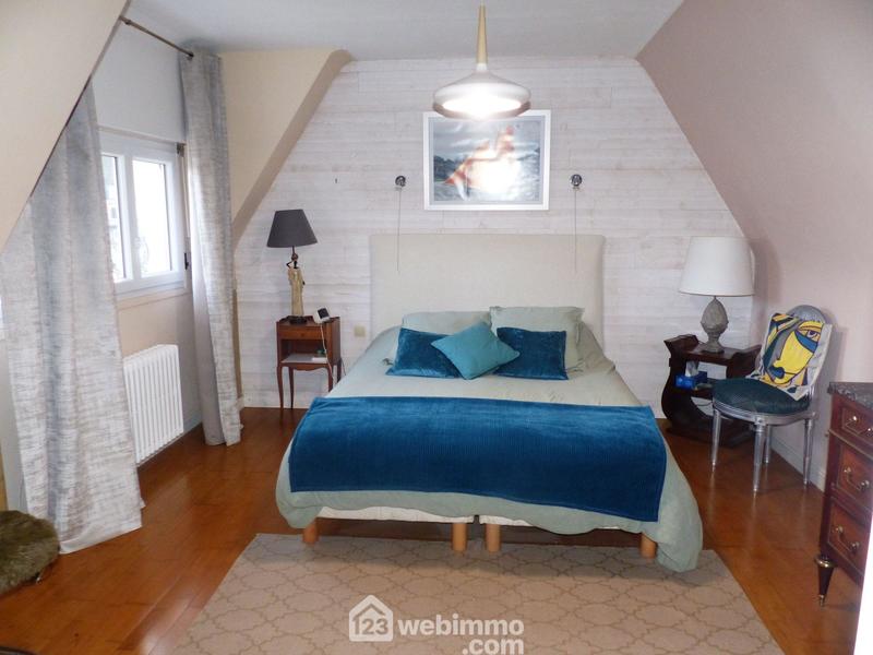 Maison - 147 m² - 6 pièces