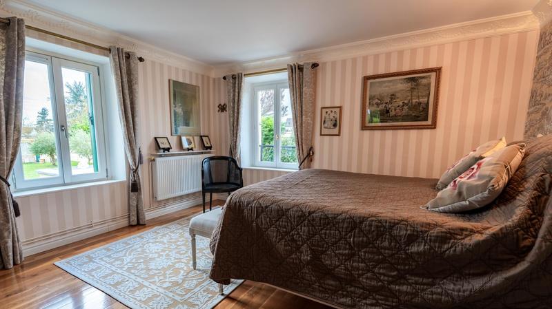 Maison de maîtres - 285 m² - 9 pièces