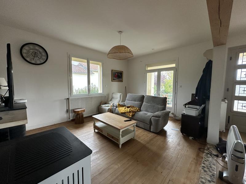 Maison - 85 m² - 5 pièces